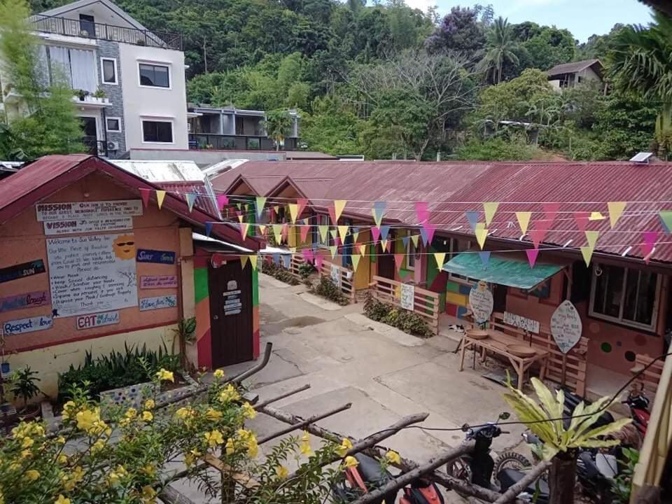 El Nido Hostel Sun Valley Exterior photo